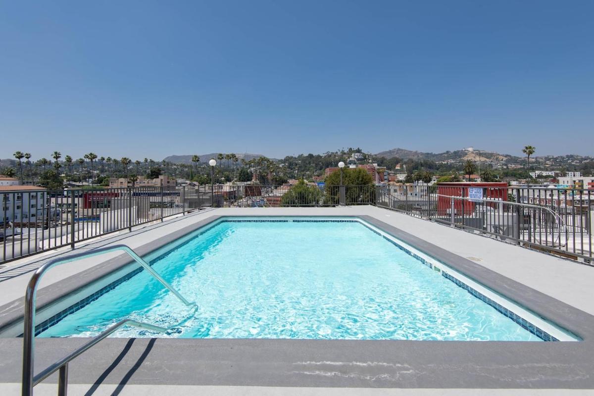 Snazzy 1bed With Rooftop Pool And Hollywood Sign View Apartment *