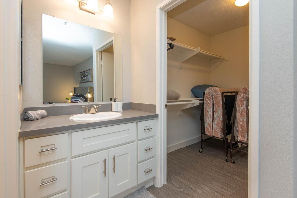 Snazzy 1bed With Rooftop Pool And Hollywood Sign View *